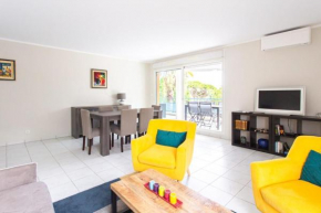 Air-conditioned apartment with furnished terrace tennis court & a garage